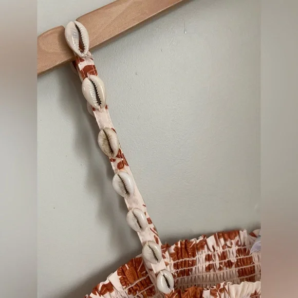 Anthropologie BAILEY /44 Floral Cropped Top with Seashell Straps size large - Picture 9 of 10